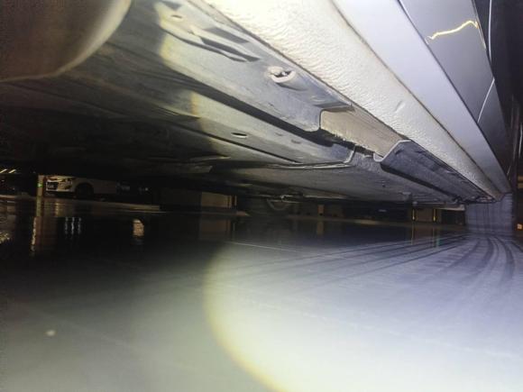 [武汉·鄂W] 二手奥迪奥迪A4L2015款 35 TFSI 自动标准型