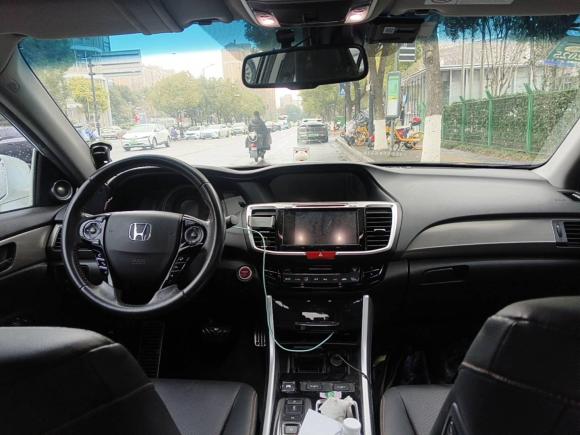 [上海·沪B] 二手本田雅阁2016款 混动 2.0L 锐领版