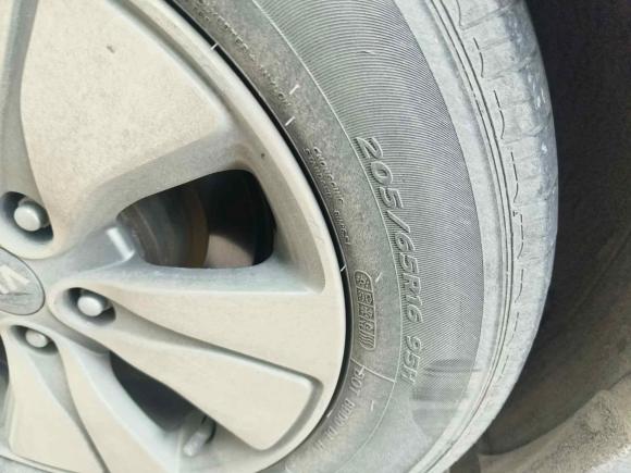 [青岛·鲁U] 二手起亚起亚K52016款 2.0L hybrid GLS