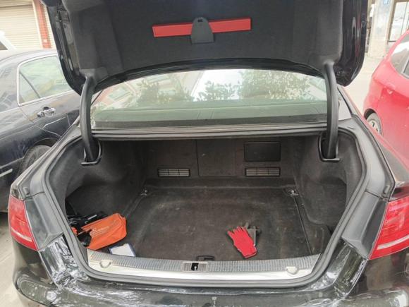 [义乌·浙G] 二手奥迪奥迪A82011款 A8L 3.0 TFSI quattro舒适型(213kW)