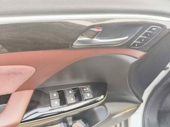 [成都·川G] 二手广汽传祺传祺GS82017款 320T 两驱豪华智联版（七座）