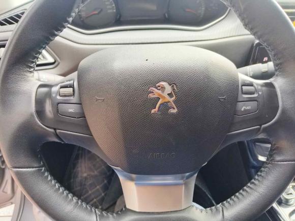 [武汉·鄂A] 二手标致标致3082016款 1.6L 自动豪华版
