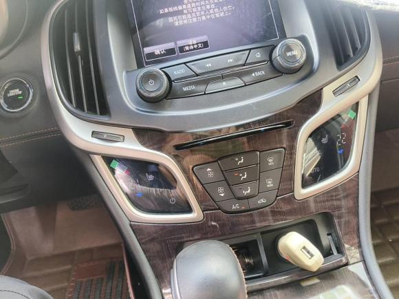 [上海·沪A] 二手别克君越2013款 2.4L SIDI精英舒适型