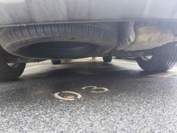 [上海·沪G] 二手起亚索兰托2015款 索兰托L 2.4L 汽油4WD精英版 7座 国V