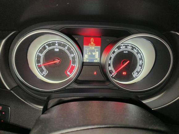 [上海·蒙A] 二手名爵锐腾2016款 1.5TGI 手动超值版