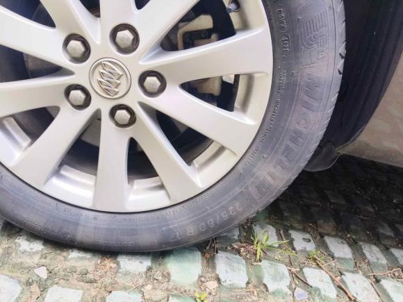 [苏州·苏U] 二手别克别克GL82017款 25S 尊贵型 国V