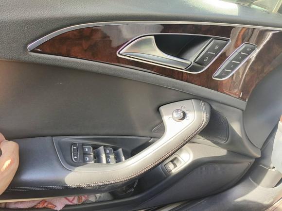 [武汉·鄂A] 二手奥迪奥迪A6L2012款 35 FSI 舒适型