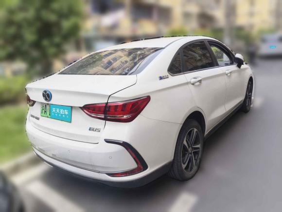 [上海·沪A] 二手北京汽车北京EU52019款 R500 智风版