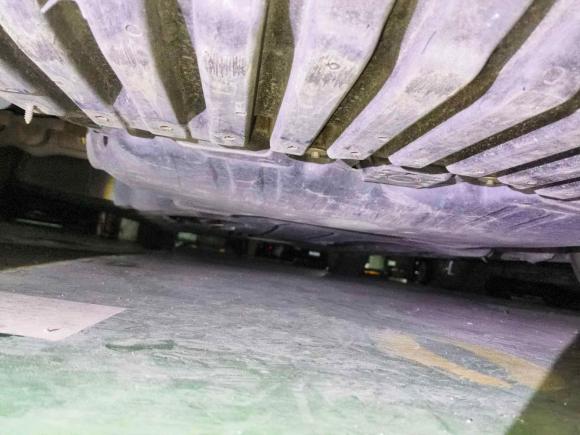 [武汉·鄂A] 二手奔驰奔驰C级2021款 C 200 L 时尚型运动版