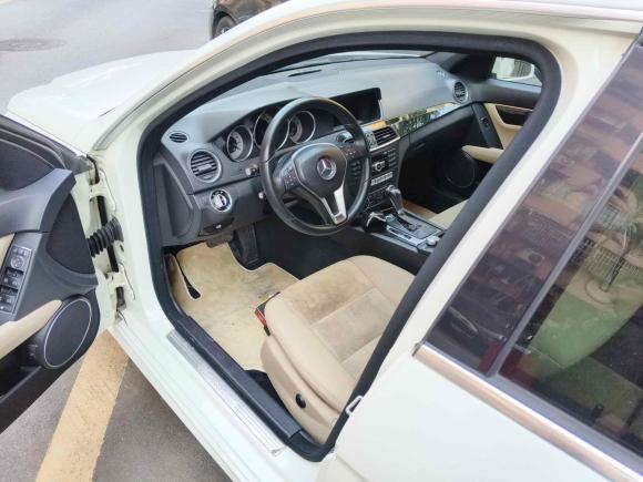 [广州·粤A] 二手奔驰奔驰C级2013款 C 260 时尚型 Grand Edition