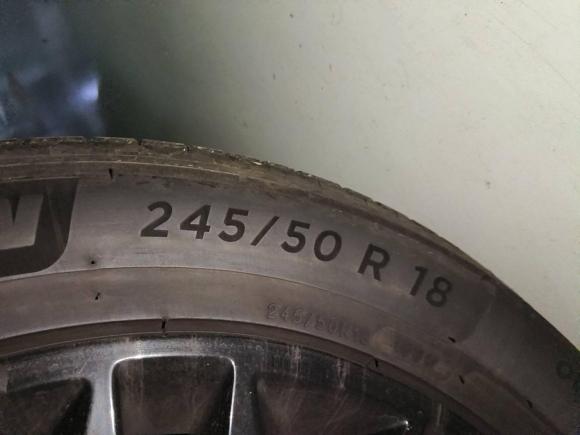 [深圳·粤B] 二手奔驰奔驰V级2018款 V 260 AMG 运动版 国VI