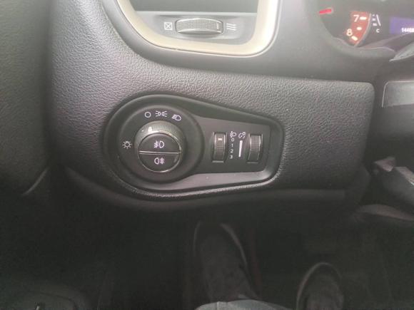 [杭州·浙E] 二手Jeep自由侠2017款 180T 自动动能版+