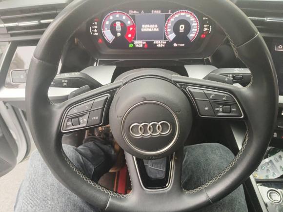 [南通·苏F] 二手奥迪奥迪A32022款 A3L Limousine 35 TFSI 时尚运动型