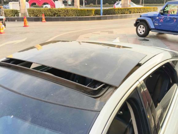 [上海·沪C] 二手捷豹捷豹XJ2015款 XJL 2.0T 典雅商务80周年典藏版