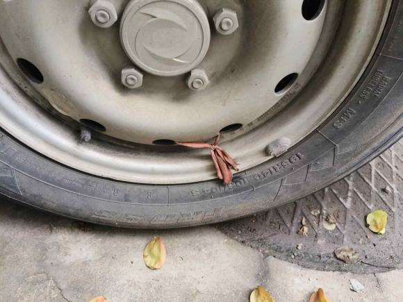 [济南·鲁A] 二手东风御风御风EM262023款 标准版 41.472kWh 河南锂动