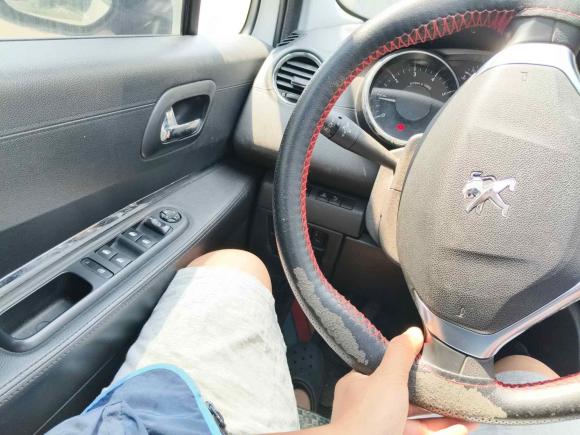 [南通·苏F] 二手标致标致30082015款 2.0L 手动经典版