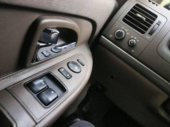 [上海·沪B] 二手别克别克GL82014款 2.4L 经典版