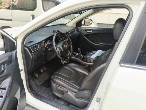 [广州·粤A] 二手东风风光风光5802016款 1.5T 手动豪华型