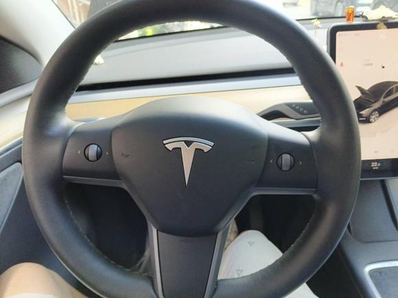 [上海·沪A] 二手特斯拉Model Y2022款 后轮驱动版