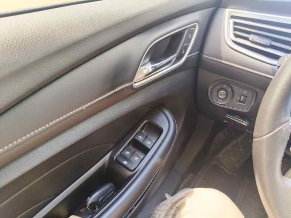 [南京·苏A] 二手荣威荣威i52019款 20T 自动智联网超能智尊版