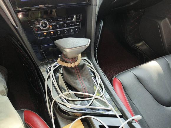 [广州·粤A] 二手启辰启辰D602018款 1.6L CVT智联精英版