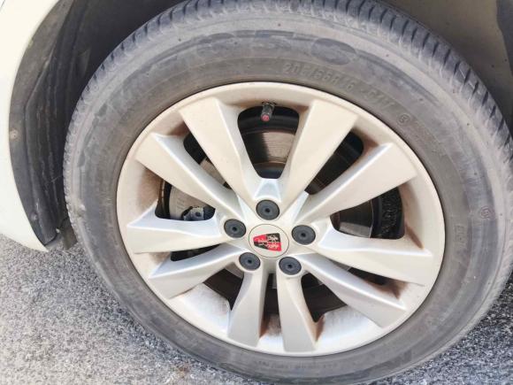 [上海·皖G] 二手荣威荣威3602015款 1.5L 自动豪华版