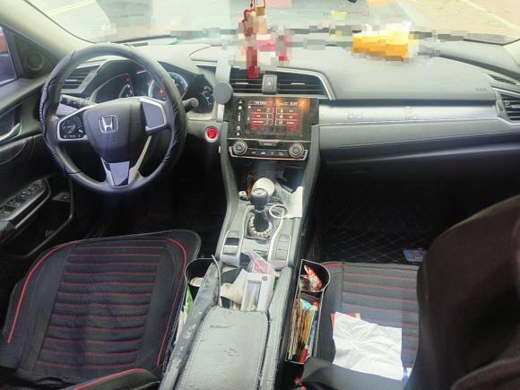 [青岛·鲁B] 二手本田思域2016款 220TURBO 手动豪华版