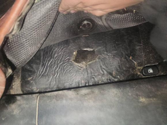 [嘉兴·皖L] 二手一汽森雅R72016款 1.6L 手动智能型