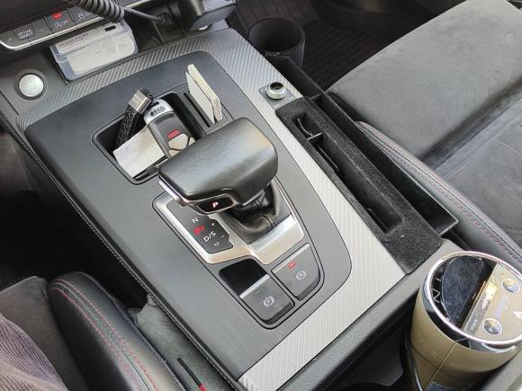 [上海·沪D] 二手奥迪奥迪Q5L2020款 45 TFSI 尊享豪华运动型