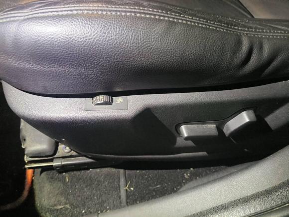 [上海·沪B] 二手标致标致30082015款 1.6THP 自动至尚版