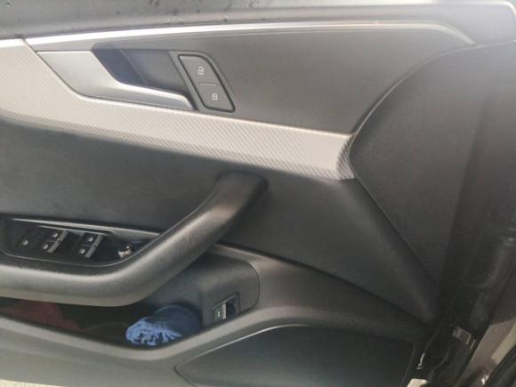 [武汉·鄂A] 二手奥迪奥迪A4L2017款 40 TFSI 时尚型