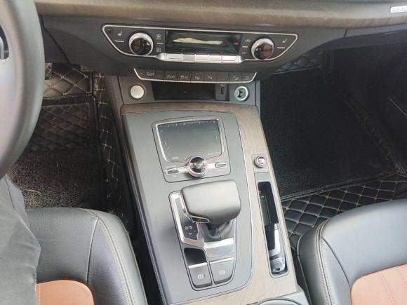 [苏州·苏E] 二手奥迪奥迪Q5L2020款 45 TFSI 尊享风雅型