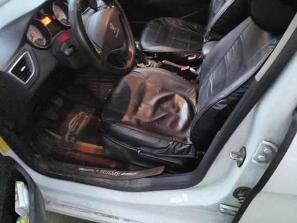 [南京·苏A] 二手标致标致3082014款 乐享版 经典 1.6L 手动优尚型