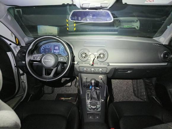 [武汉·鄂A] 二手奥迪奥迪A32019款 Limousine 35 TFSI 进取型 国V