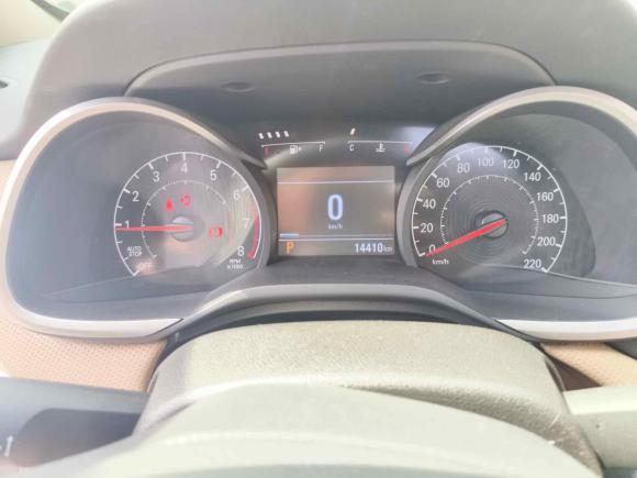 [成都·川G] 二手雪佛兰科鲁泽2022款 320 自动悦享天窗版