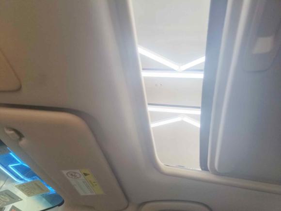 [上海·蒙A] 二手宝骏宝骏5602016款 1.8L iAMT豪华型