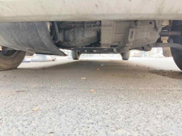 [合肥·皖A] 二手上汽大通MAXUS新途V802023款 2.0T 手动经典傲运通长轴超低顶6/7/8/9座