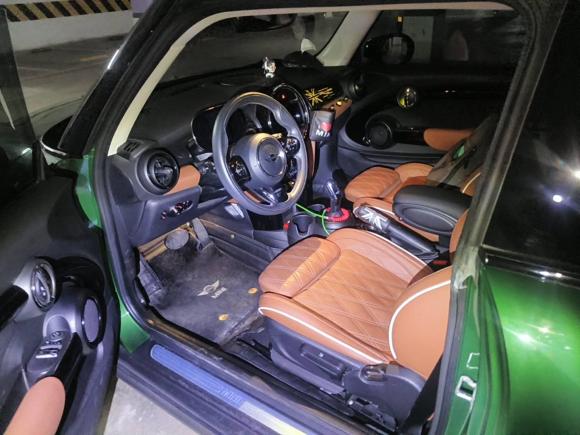 [成都·川A] 二手MINIMINI2021款 1.5T COOPER 艺术家