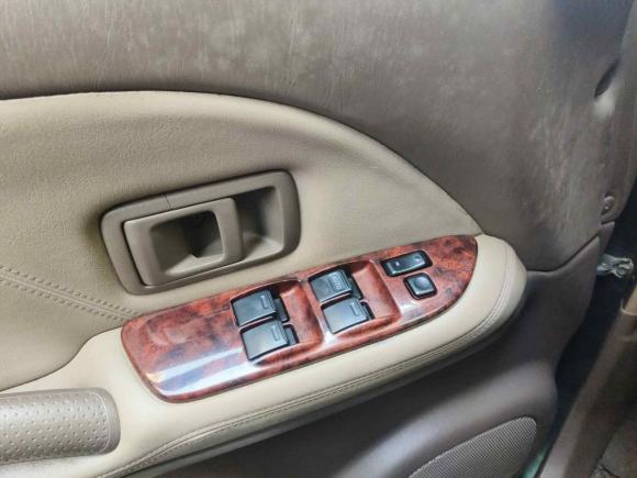 [深圳·粤N] 二手丰田普拉多2004款 GX 2.7自动车型