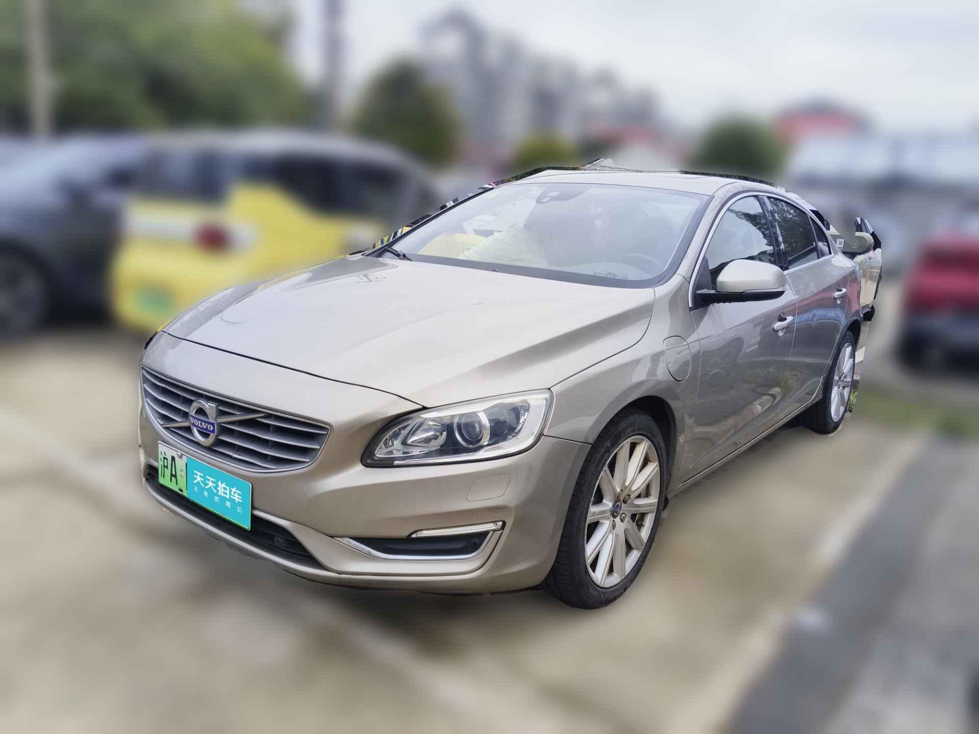 [上海·沪A] 沃尔沃沃尔沃S60插电式混动2015款 S60L E驱混动 T6智驭版