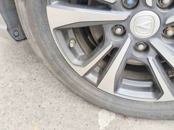 [成都·川W] 二手长安逸动2020款 PLUS 蓝鲸NE 1.4T GDI DCT尊贵型