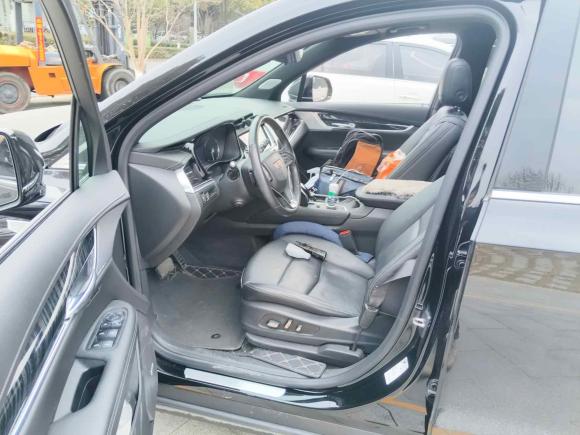 [武汉·鄂A] 二手凯迪拉克凯迪拉克XT62021款 2.0T 六座四驱豪华型