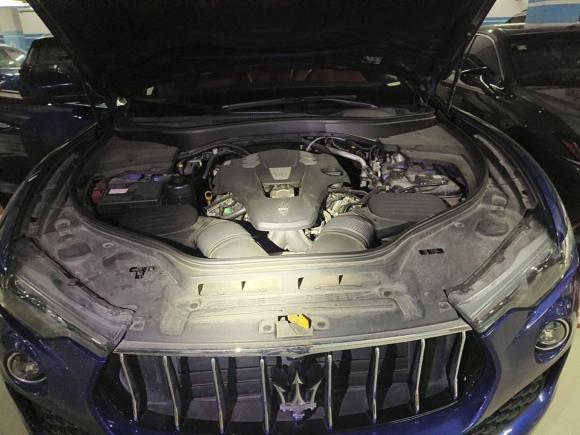 [上海·沪B] 二手玛莎拉蒂Levante2016款 3.0T 标准型