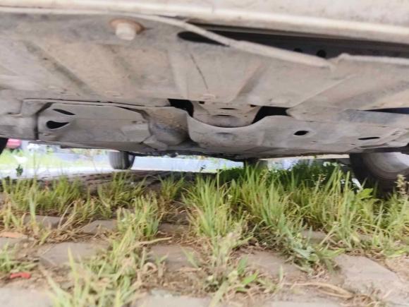 [杭州·皖S] 二手三菱翼神2013款 致尚版 1.8L 手动豪华型