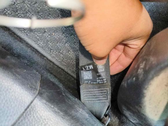 [南京·苏A] 二手丰田卡罗拉2021款 双擎 1.8L E-CVT精英版