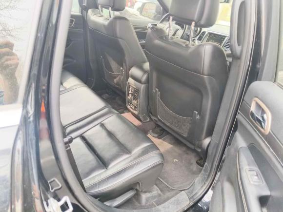 [青岛·鲁B] 二手Jeep大切诺基2017款 3.6L 精英导航版