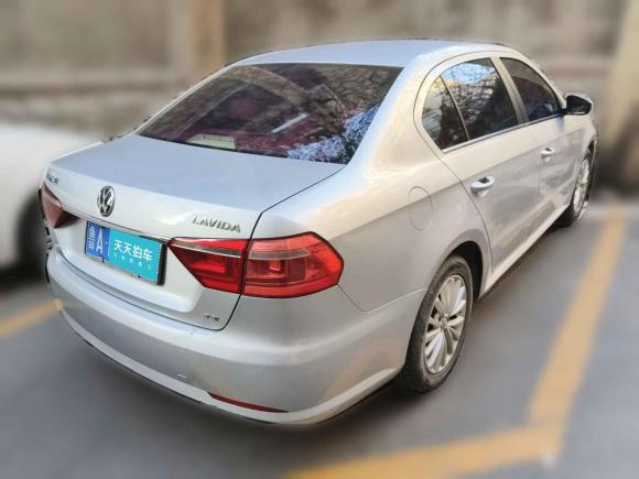 [济南·鲁A] 二手大众朗逸2013款 1.4TSI DSG豪华版