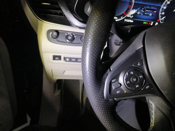 [上海·沪A] 二手别克别克GL82020款 Avenir艾维亚 六座贤礼版