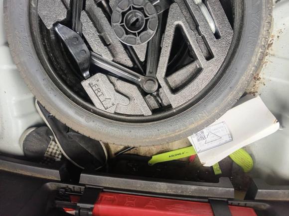 [杭州·浙A] 二手荣威荣威Ei52019款 智联旗舰版