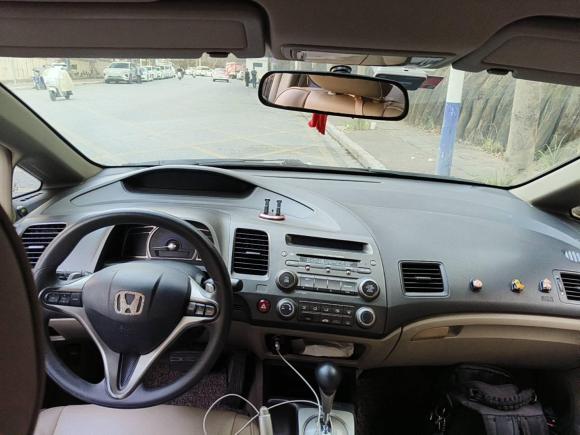 [广州·粤A] 二手本田思域2009款 1.8L 自动舒适版